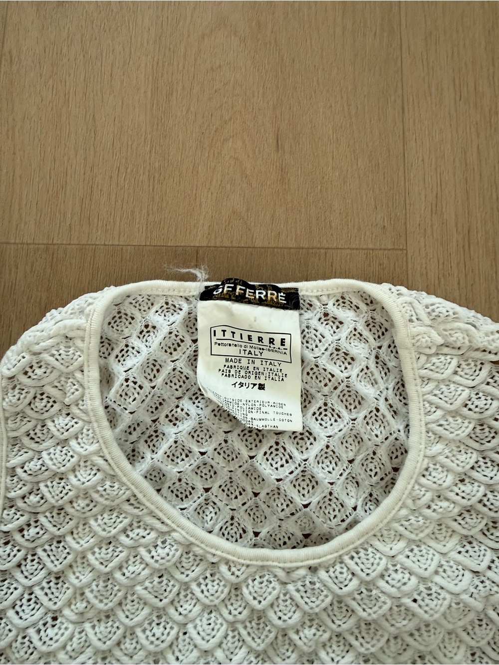 Gianfranco Ferre White Sleeveless Crochet Knit Tank - Picture 2 of 3